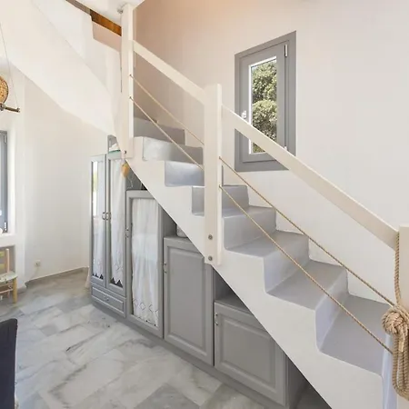 Vireya Apartment