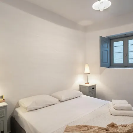 Apartment Walk To - 5br House - Amazing View - Vireya Naousa (Paros)