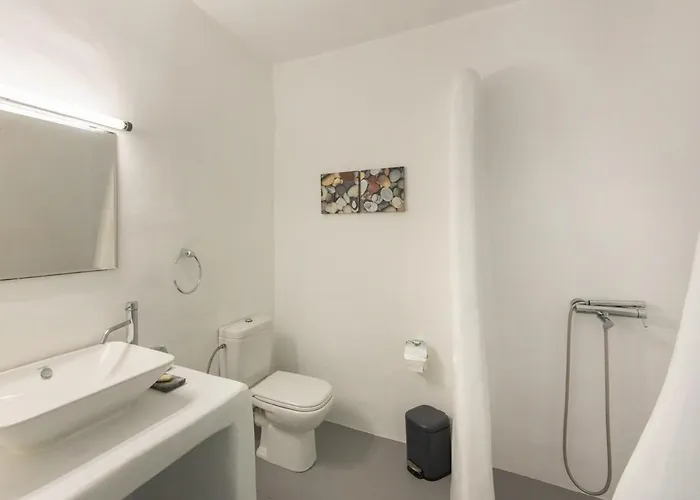 Апартаменты Walk To - 5br House - Amazing View - Vireya *