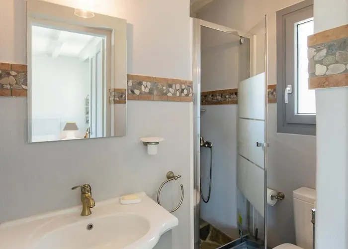 Апартаменты Walk To - 5br House - Amazing View - Vireya *